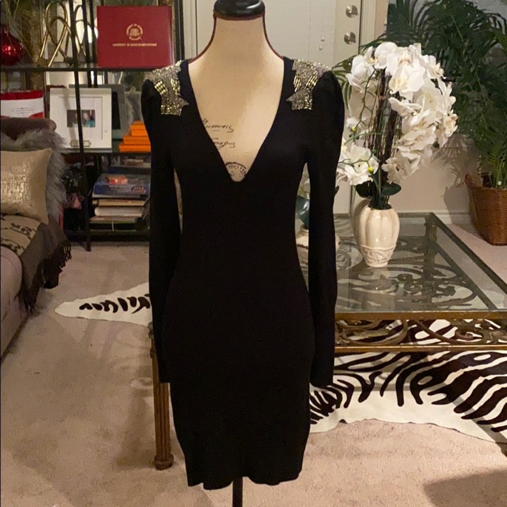 215 guess sweater dress